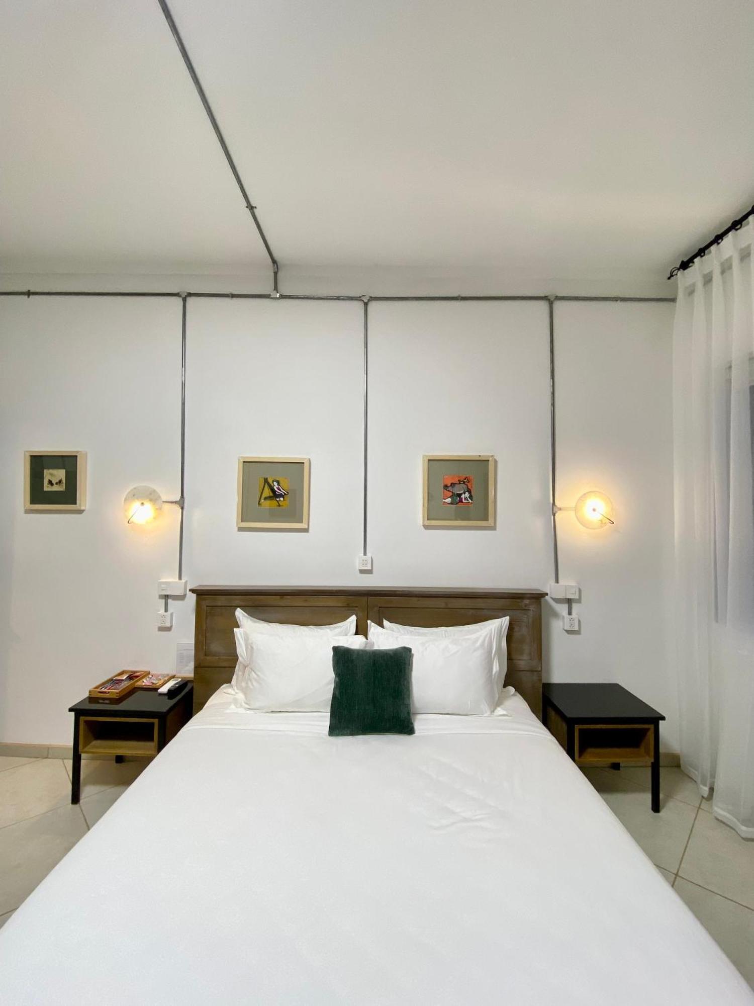 Ferienwohnung Le Bijou Chic In The Heart Of Saigon Charm With View Ho-Chi-Minh-Stadt Exterior foto
